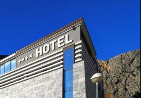 Hotel Diadem Omiš Extérieur photo