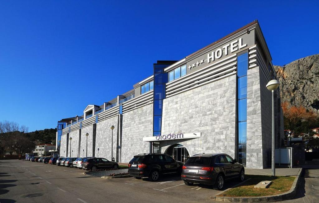 Hotel Diadem Omiš Extérieur photo